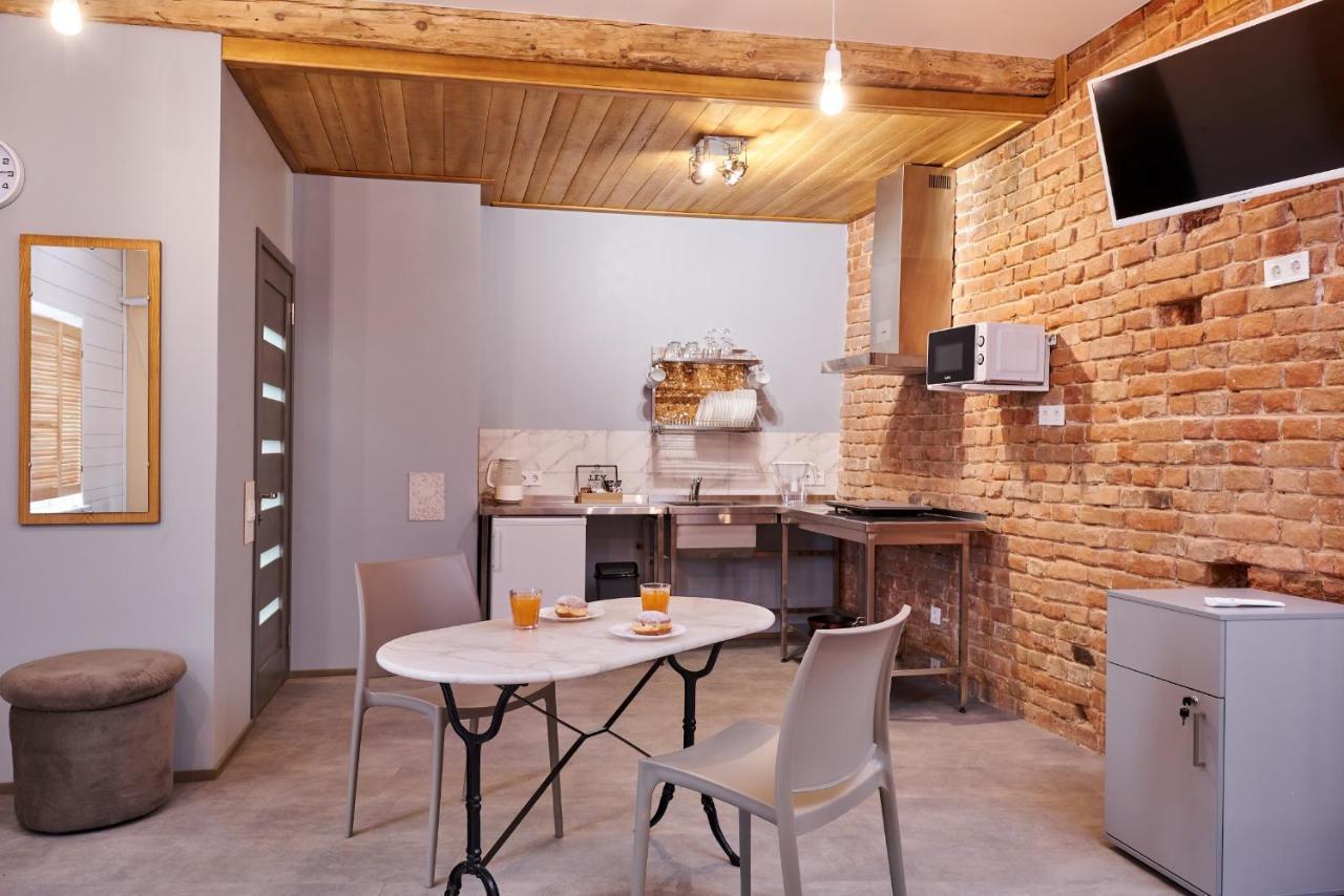 New Historical Museum Apartment Kharkiv Bagian luar foto